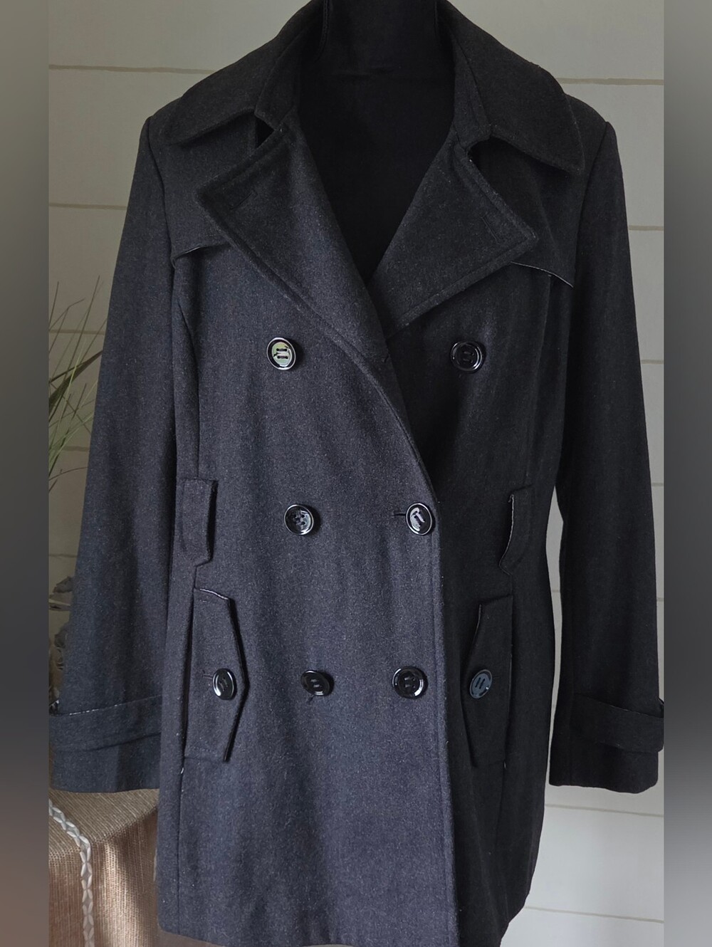 La Nouvelle Renaissance G-III Charcoal Gray Wool Double Breasted Pea Coat Size L